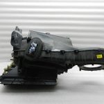 Opel Astra H oriģinālā sildītāja kastes gaisa sadalītājs UR2 93187736