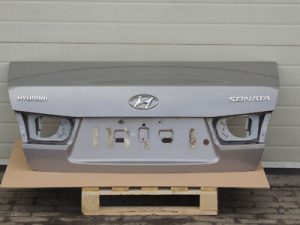Hyundai Sonata V Sedans Aizmugurējās durvis Aizmugurējās durvis G6 Charming Gray