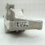 Volvo XC90 II 2.0D D5 D4204T11 165KW Alternatora kronšteins 31480996 31401103