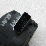 Nissan Qashqai oriģinālā aizmugurējo kreiso durvju slēdzene