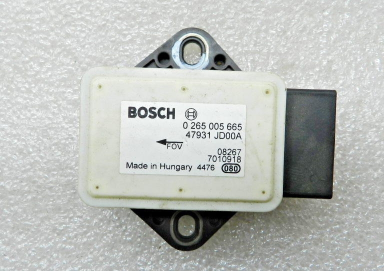 Nissan Qashqai oriģinālais tahometra sensors