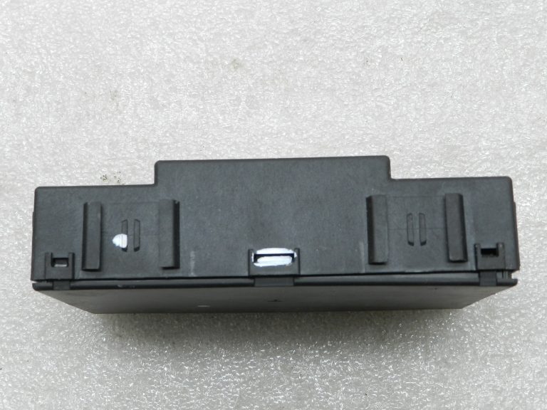 Nissan Qashqai oriģinālais komforta vadības bloks