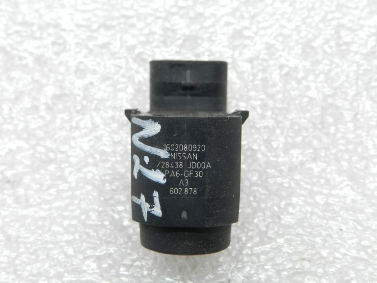 Nissan Qashqai oriģinālais stāvvietas sensors
