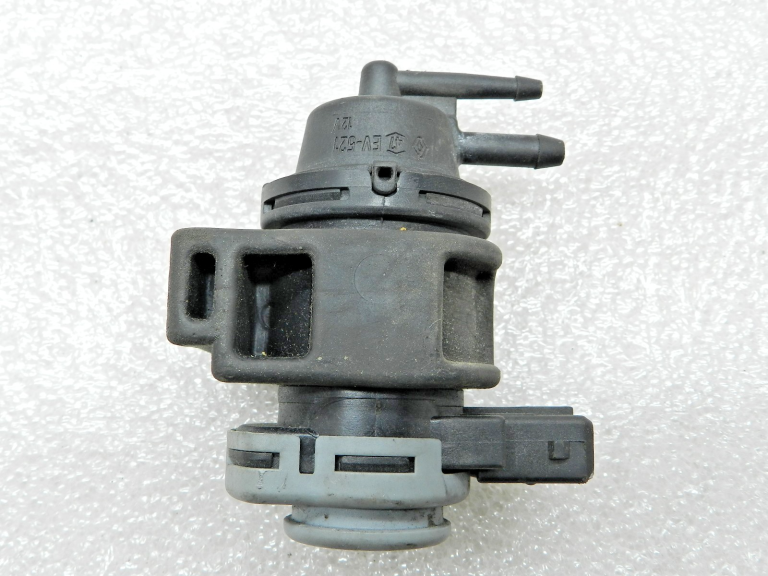 Nissan oriģinālais solenoīda vārsta spiediena pārveidotājs