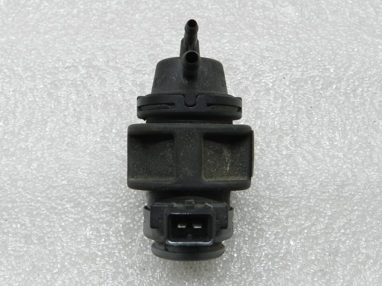 Nissan oriģinālais solenoīda vārsta spiediena pārveidotājs