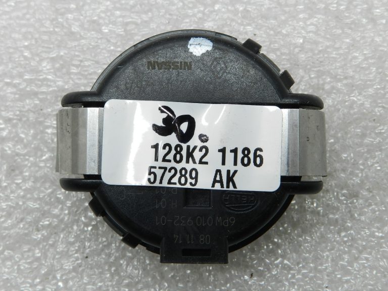 Nissan X-Trail T32 Qashqai J11 Oriģinālais lietus sensors