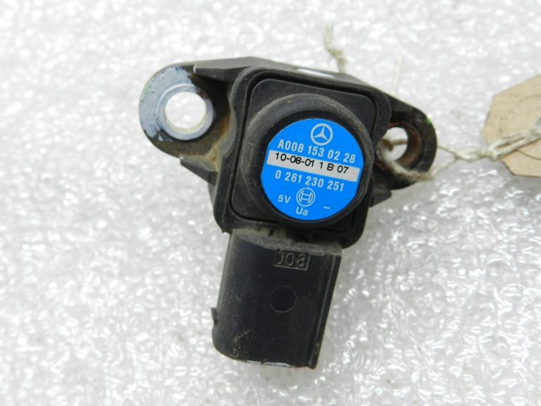 Mercedes W204 W212 oriģinālais ieplūdes kolektora spiediena sensors