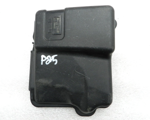 Peugeot 207 oriģinālais pārsegs paneļu centrālā elektrība 9657287180