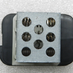 Opel Zafira B oriģinālais salona apsildes rezistors 39090003