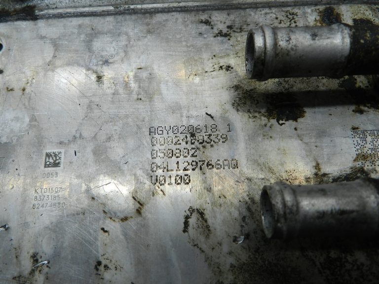 VW Audi Audi Skoda Oriģinālais uzpildes gaisa dzesētājs 2.0 TDI