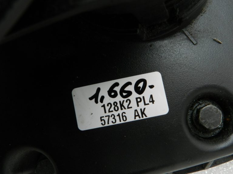 VW Audi Audi Seat Skoda Oriģinālais vārstu vāks cilindru galvas vāks 1.9 TDI