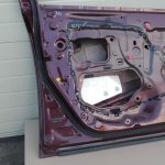 Toyota Avensis T27 Durvju priekšējā kreisā priekšējā kreisā krāsa 3Q7 67002-05070