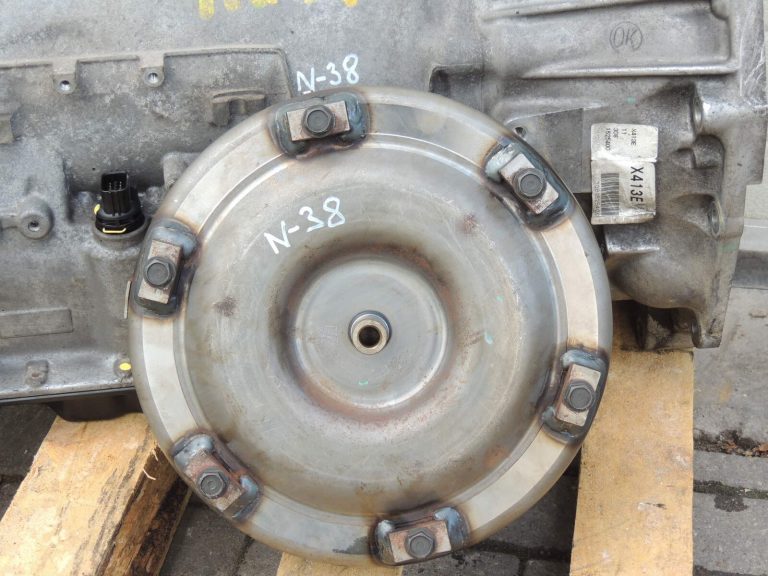 Nissan Navara II D40 3.0DCi V6 V9X Automātiskā transmisija 31020X689C 31020-X689C 31020-X689C