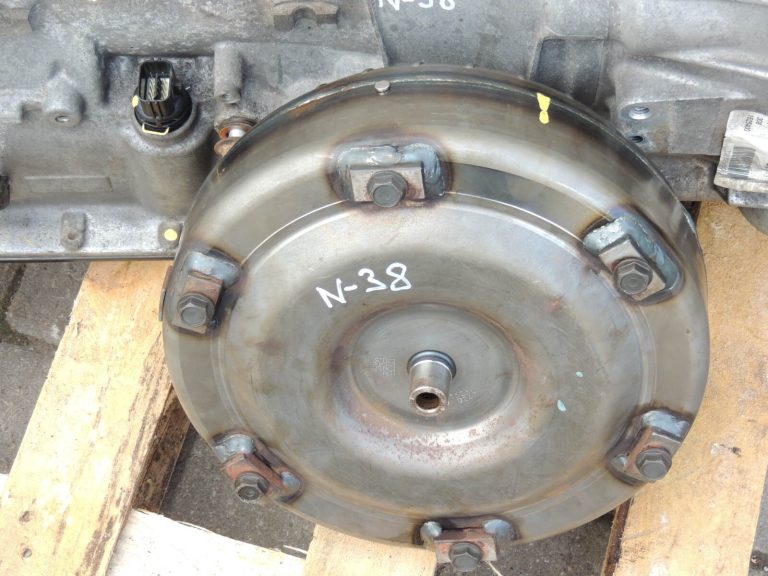 Nissan Navara II D40 3.0DCi V6 V9X Automātiskā transmisija 31020X689C 31020-X689C 31020-X689C