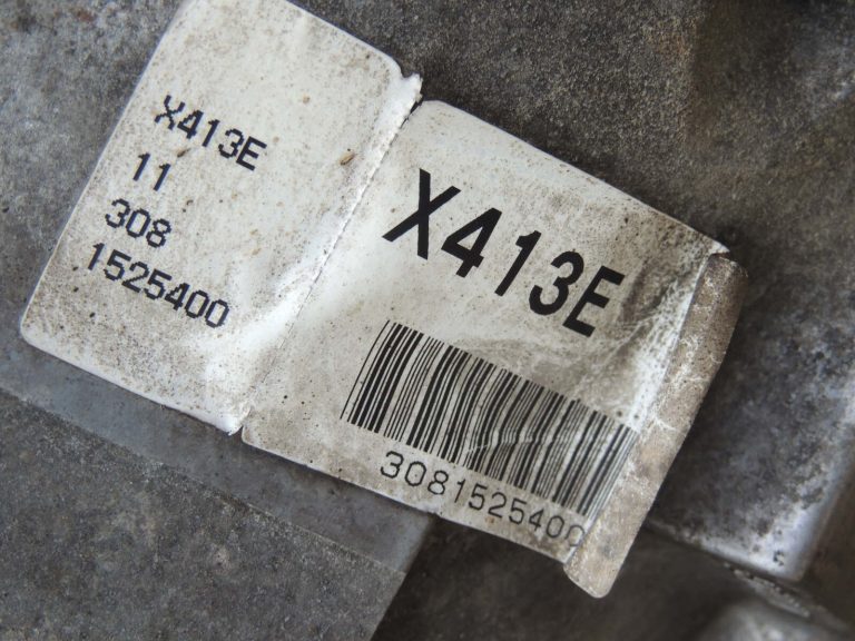 Nissan Navara II D40 3.0DCi V6 V9X Automātiskā transmisija 31020X689C 31020-X689C 31020-X689C