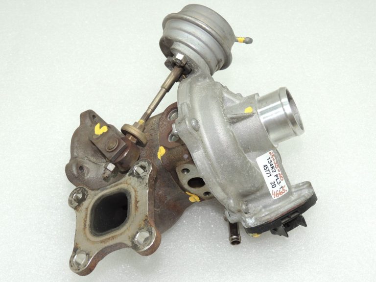 Ford Focus MK3 1.0i turbokompresors 2082181 CM5G-6K682-HE