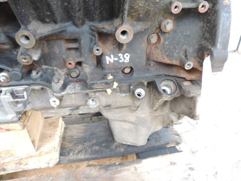 Nissan Navara II D40 3.0DCi V6 V9X 661 Dīzeļdzinējs V9X661 1010200Q3R 1010200Q6J