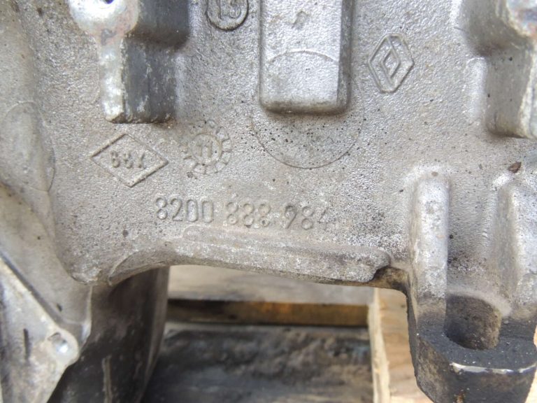 Nissan Navara II D40 3.0DCi V6 V9X 661 Dīzeļdzinējs V9X661 1010200Q3R 1010200Q6J