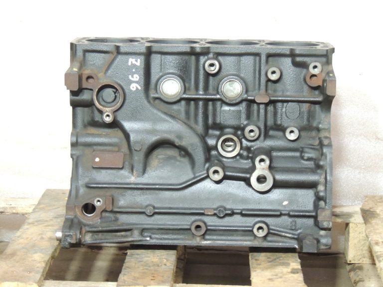 Opel Zafira C 2.0CDTi A20DT motora bloks A20DT cilindru bloks
