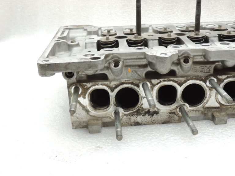 Opel 2.0 CDTI A20DT A20DTL Cilindra galva Cilindra galva 55576540