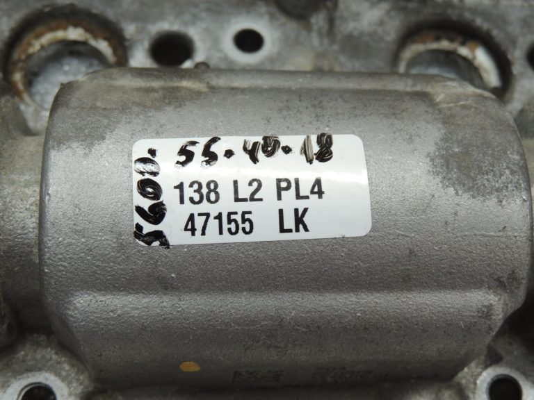Ford 2.0 EcoBlue YLDA C20DD0J Sadales vārpstas korpuss ar sadales vārpstām 2648544