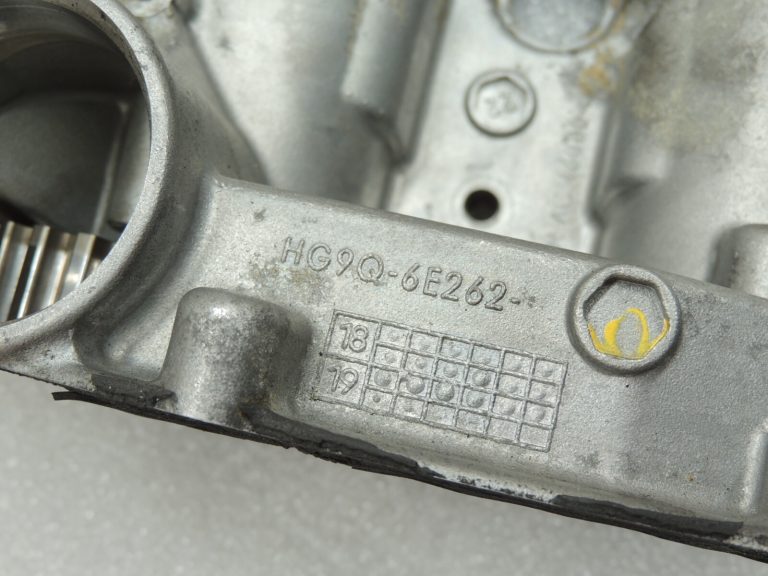 Ford 2.0 EcoBlue YLDA C20DD0J Sadales vārpstas korpuss ar sadales vārpstām 2648544
