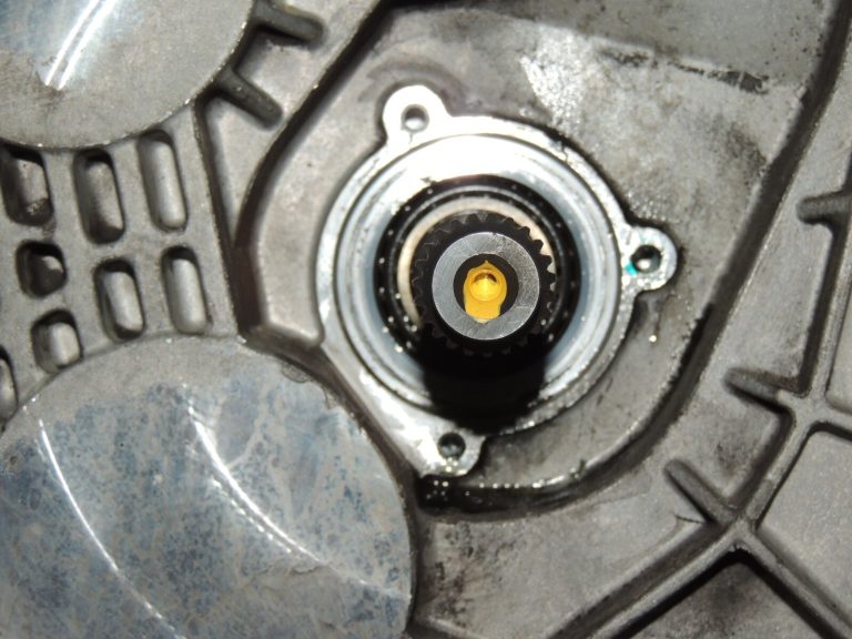 Opel Antara 2.2CDTi A22DM 135KW Pārnesumkārba Manuālā pārnesumkārba 6 pakāpju F40 3.89
