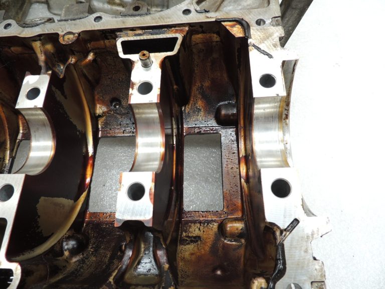 Mini Cooper One R57 R56 1.6L N12B16A cilindru bloks Dzinēja bloks 11110413244