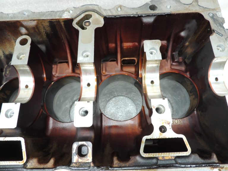 Mini Cooper One R57 R56 1.6L N12B16A cilindru bloks Dzinēja bloks 11110413244