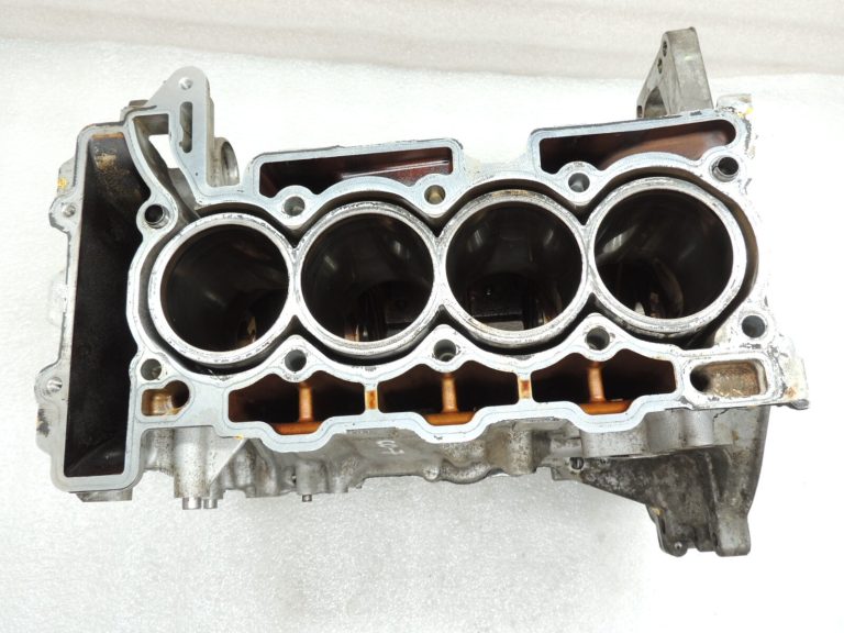 Mini Cooper One R57 R56 1.6L N12B16A cilindru bloks Dzinēja bloks 11110413244