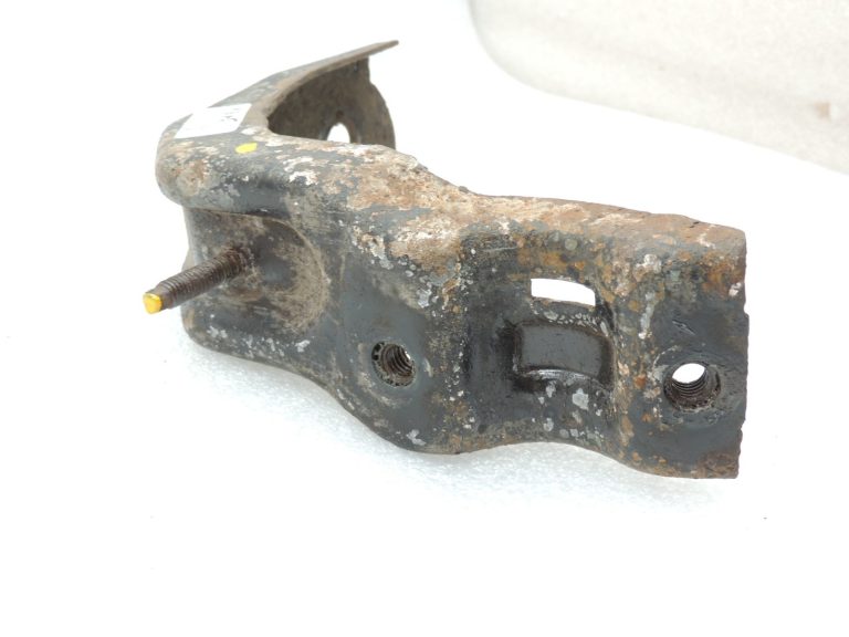Peugeot 508 I 8D Sedans Stabilizatora kronšteins aizmugurējais labais 517260 517262