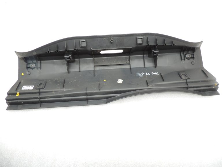 Peugeot 508 I 8D Sedans bagāžnieka slieksnis 7569AY