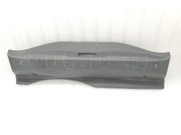 Peugeot 508 I 8D Sedans bagāžnieka slieksnis 7569AY