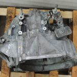 Mazda CX-5 2.2d 2WD manuālā pārnesumkārba 6 pakāpju D601-03-000 Manuālā pārnesumkārba
