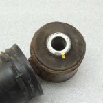 Oriģināls Renault Trafic III Vivaro B aizmugurējo amortizatoru komplekts 562107328R 93459487