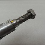 Oriģināls Renault Trafic III Vivaro B priekšējais amortizators 543025750R 93459606