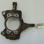 Renault Trafic III riteņa rumba priekšējā kreisā riteņa gultņa korpuss 400155466R