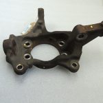 Renault Trafic III riteņa rumba priekšējā kreisā riteņa gultņa korpuss 400155466R