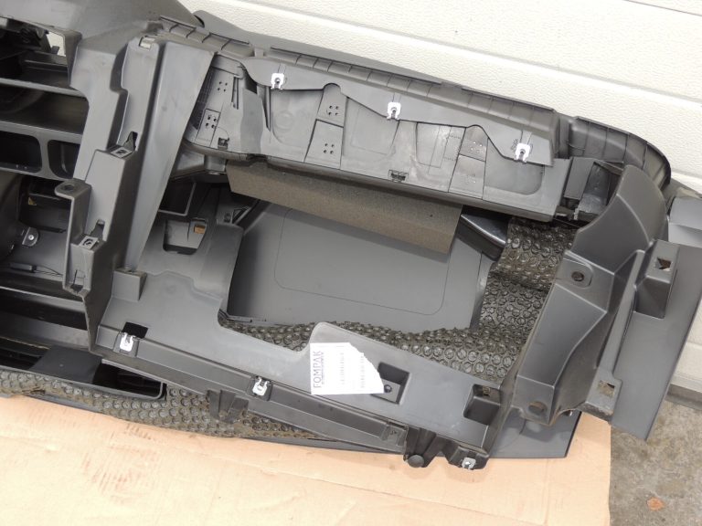 Fiat Doblo 263 Opel Combo D instrumentu panelis 735507814