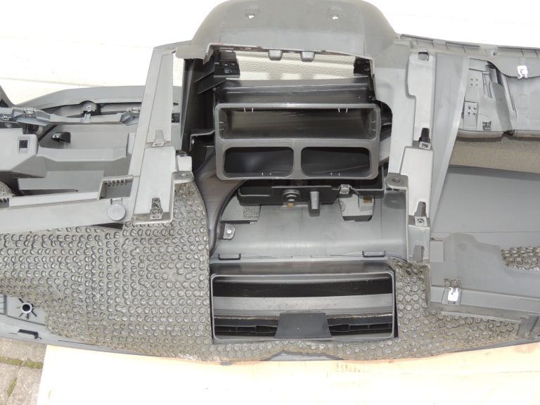 Fiat Doblo 263 Opel Combo D instrumentu panelis 735507814
