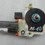 Mercedes Benz E320 aizmugurējā kreisā loga regulatora motors A2118202342