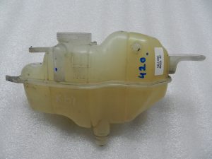 Opel Corsa E Dzesēšanas šķidruma tvertne 13436102