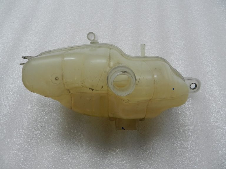 Opel Corsa E Dzesēšanas šķidruma tvertne 13436102