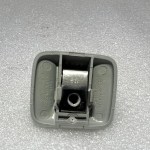 VW Golf Mk6 oriģinālais saules aizsarga turētājs kreisais labais komplekts 1K0857561B