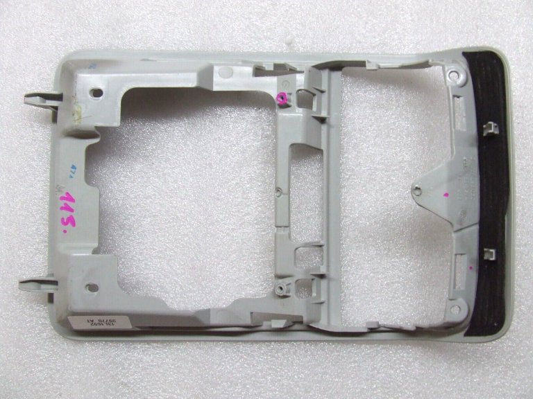 VW Golf Mk6 oriģinālais jumta konsoles panelis 3C0867489C