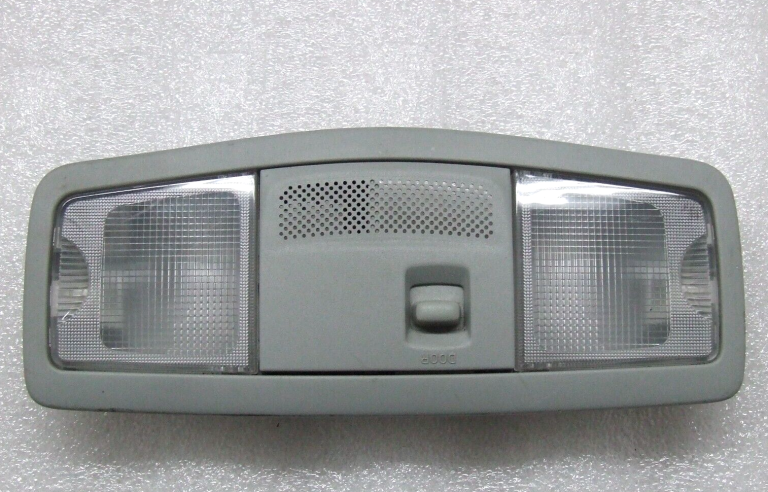 Mitsubishi Lancer Sportback salona apgaismojums 8401A009HA