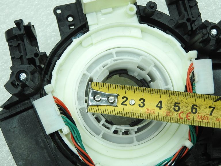 Nissan Navara II D40 Patfinder R51 Spoles atsperes slīdgredzens 255675X00A 255605X01A