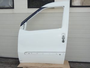 Fiat Doblo 263 Opel Combo D Durvis priekšējās kreisās BIANCO BANCHISA VR-249 52122946