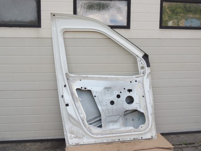 Fiat Doblo 263 Opel Combo D Durvis priekšējās kreisās BIANCO BANCHISA VR-249 52122946