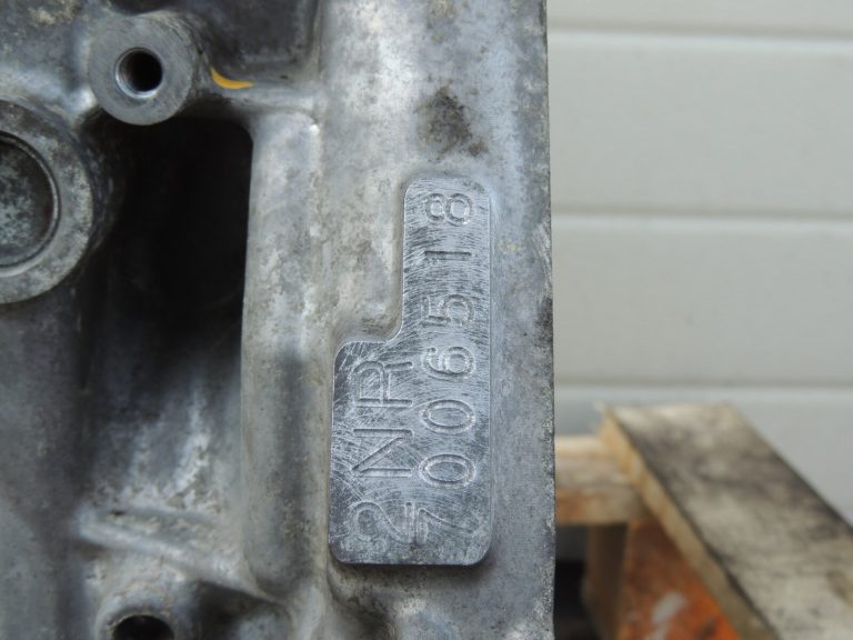 Toyota Yaris P13 1.5 16V 2NRFKE 82kw Dzinēja bloks 1141049085 11410-49085 Bloks